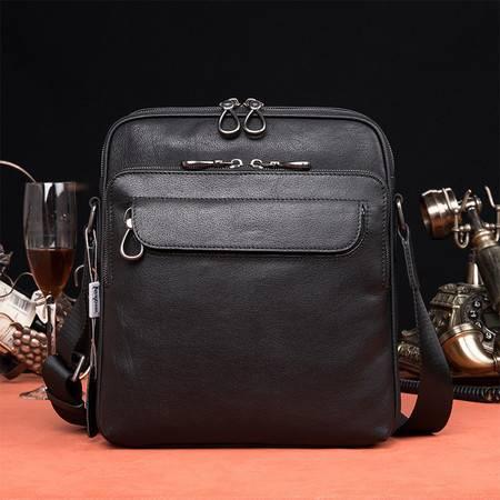 欧美头像挎包男生图片,时尚男生挎包头像潮流解析